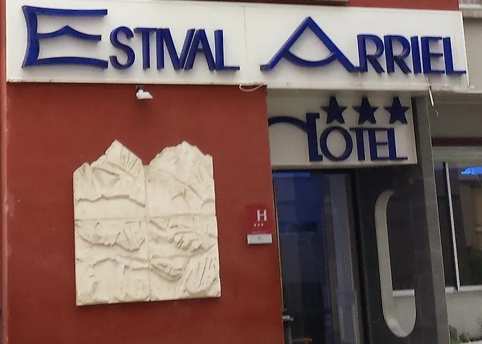 Estival Arriel Hotell 3*