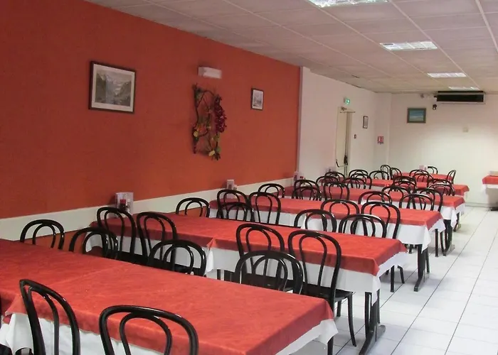 Hotell Estival Arriel Lourdes