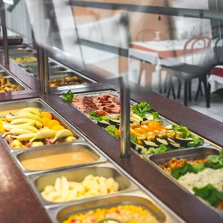 Estival Arriel Лурд